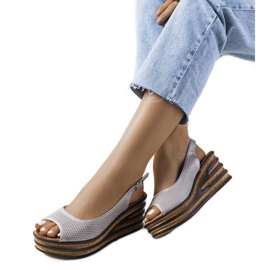 Beige espadrillor på Alton-kilen silver-