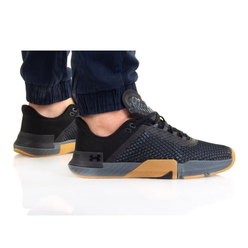 Under Armour TriBase Reign 4 M 3025052-002 skor svart