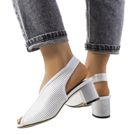 Rush genombrutna sandaler i silver