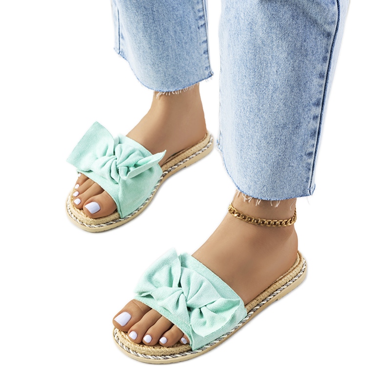 Gröna tofflor med rosett Avi