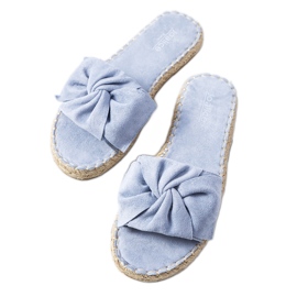 Blå tofflor med en Krina rosett