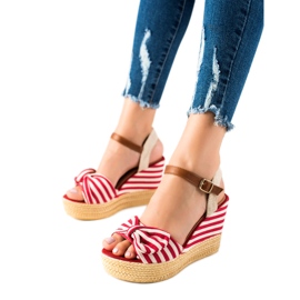 Sandaler Med En Rosett På Kilen brun röd