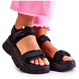 PE1 Damsandaler på den svarta terrinaplattformen