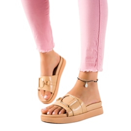 MIKA Snygga beige flipflops brun