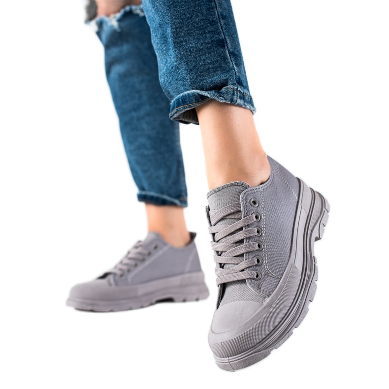 SHELOVET Sneakers på plattformen grå