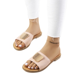 Rosa Synan damtofflor