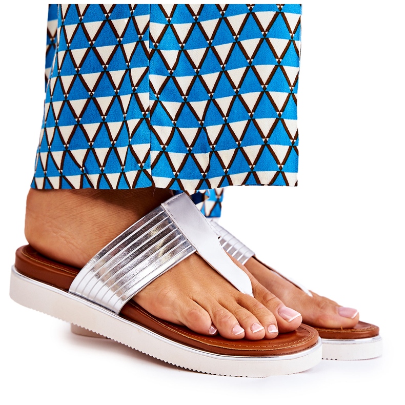 Damtofflor Flipflops på plattformen Vit och Silver Morissa silver-