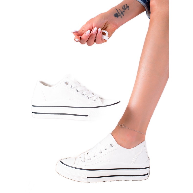 SHELOVET Sneakers på plattformen vit