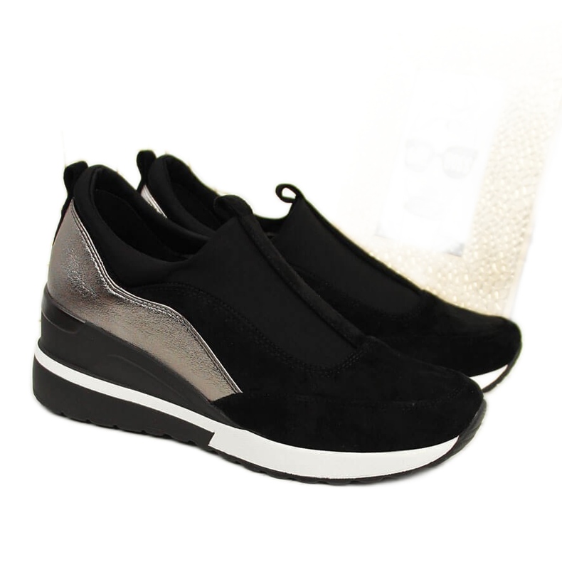 Sneakers med kil för dam svart och silver Vinceza silver-