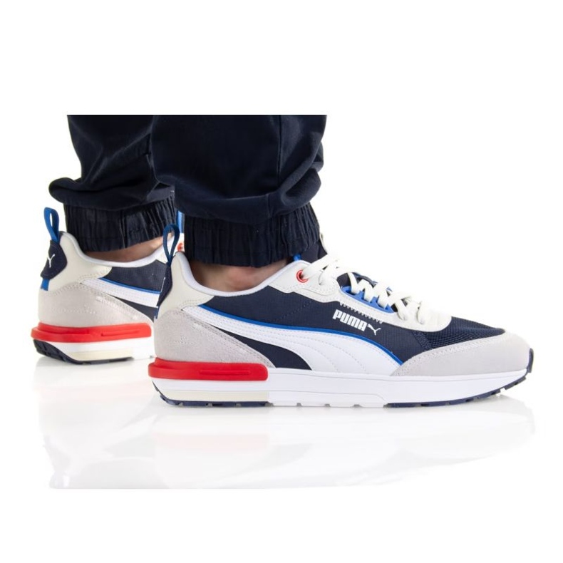 Puma R22 M 383462 05 mångfärgad