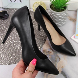 Pumps på en svart Sergio Leone-klack