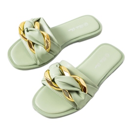 Gröna tofflor med Tahan-kedja