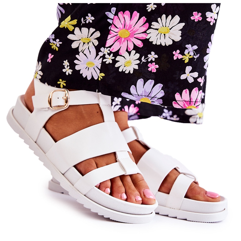 Lädersandaler på Tessys vita plattform