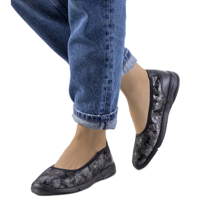 Bonnert sneakers i svart läder