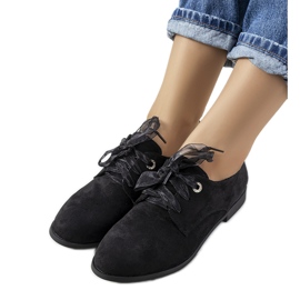 Svarta skor från Ename