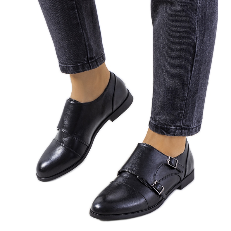 Svarta låga skor från Bass