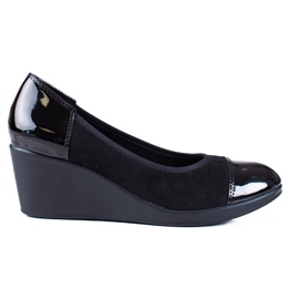 SHELOVET Svarta wedge pumps