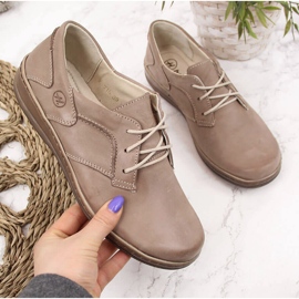 Bekväma damskor i läder i beige Helios 715