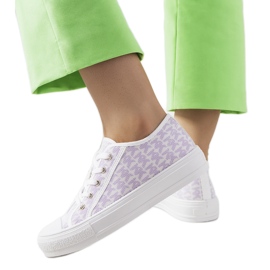 Chelms vita och lila sneakers