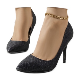 Svarta glänsande Macerra-klackar