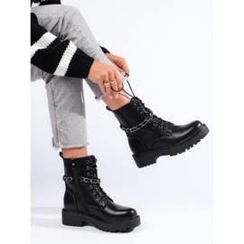 Svarta dambaggies med kedja av ekologiskt läder