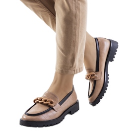 Beige skor från Kesira