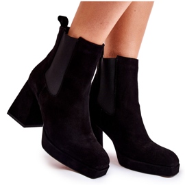 Mockastövlar på tjock klack Laura Messi 2519 Svart