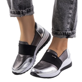 Campina sneakers i silver i läder grå