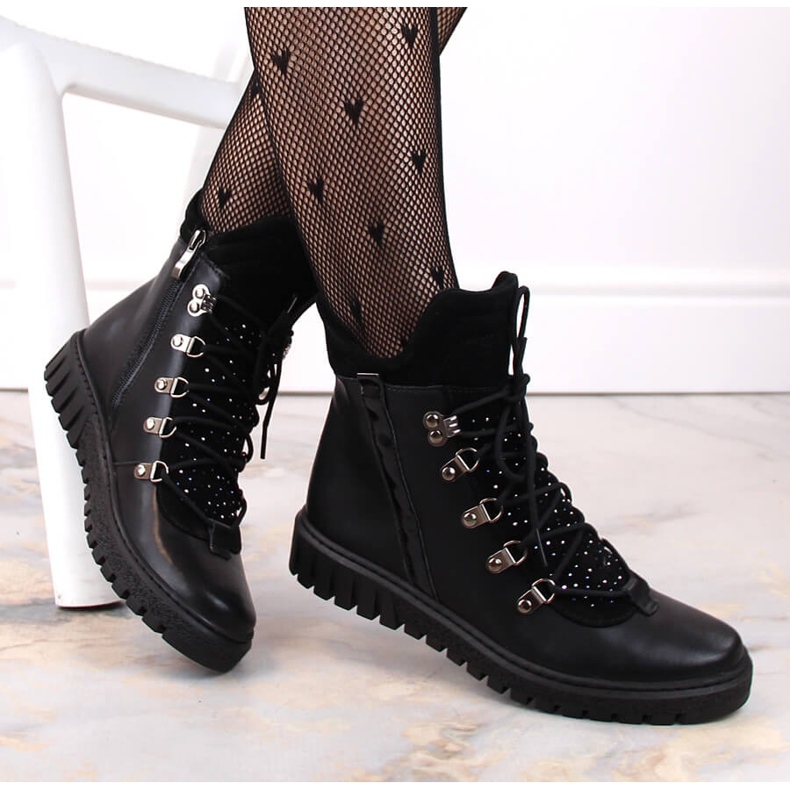 Svarta damstövlar i isolerade läder Dolce Pietro