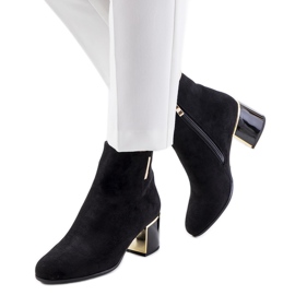 Svarta eleganta Montes-stövlar