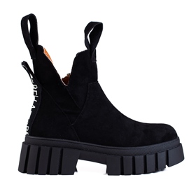 Shelovet stövlar för kvinnor på en hög plattform svarta