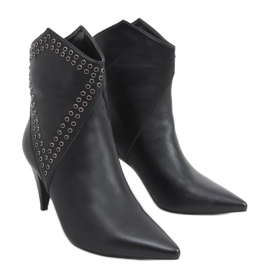 Girme Svarta högklackade stövlar