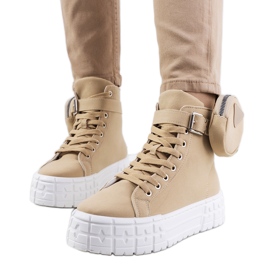 Beige sneakers på Lambari-plattformen