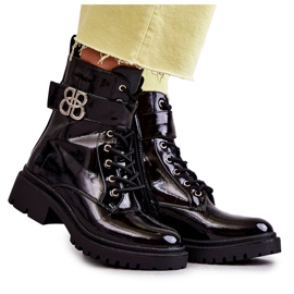 PG1 Lackade damstövlar med svart Hayes-dekoration