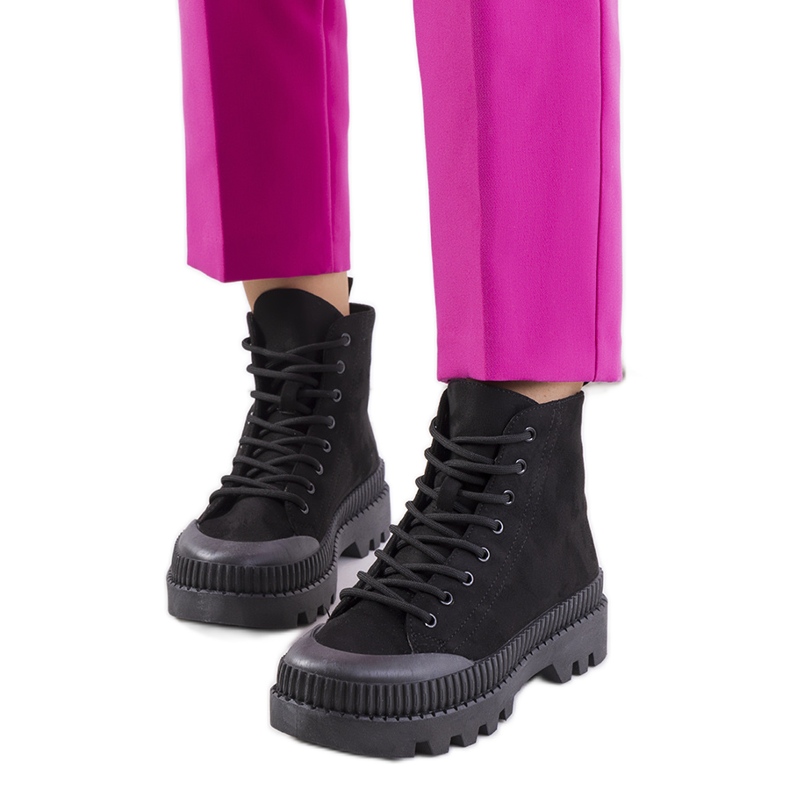 Svarta Avenis sneakers