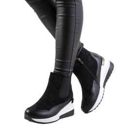 BM Svarta Arkala-isolerade kilstövlar