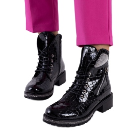 Svarta Airedale stövlar