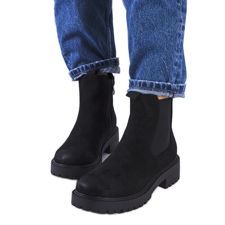 Svarta stövlar i ekomocka från Ecrin