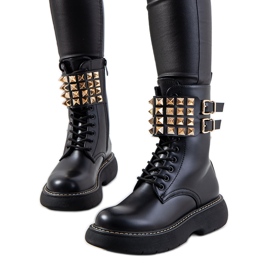 Svarta stövlar med Lacer nitar