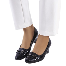 Svarta klassiska Cook pumps