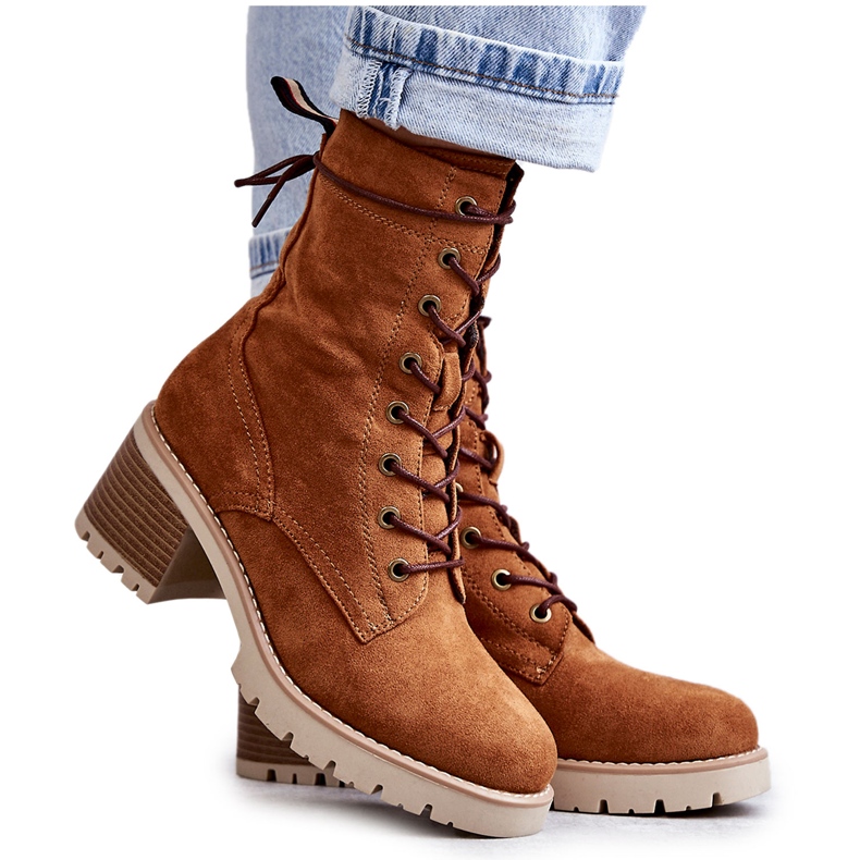 Kvinnors varma stövlar på högklackat kamel Julieta brun