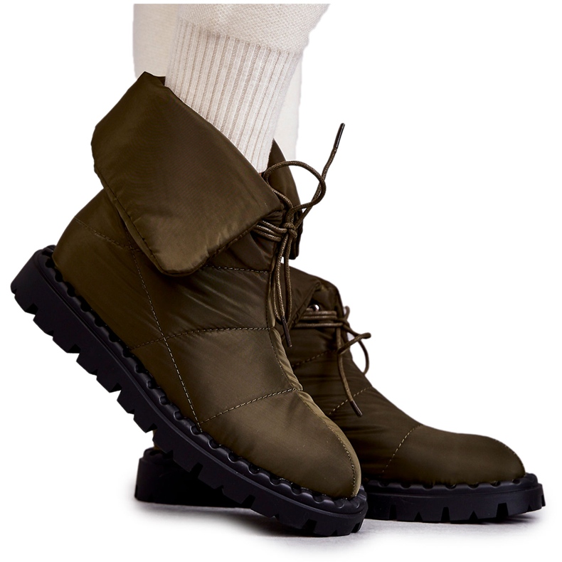 Kvinnors gröna Emelie stövlar i isolerat material