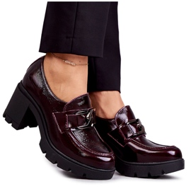 PL5 Eleganta skor på pelare med silverdekor, vinröd Harmell