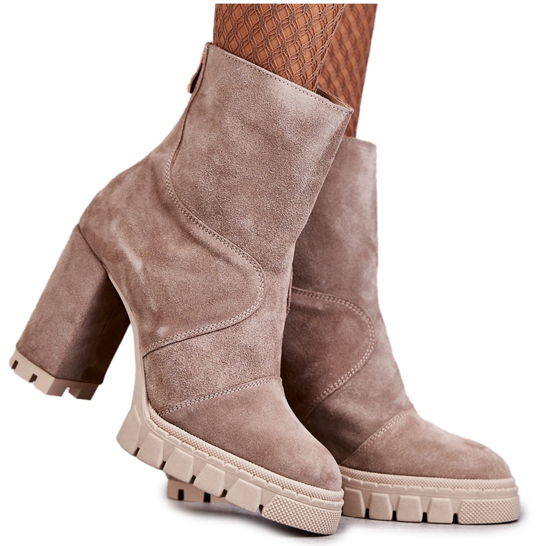 Mocka Stövlar På Hög Klack Beige Elia