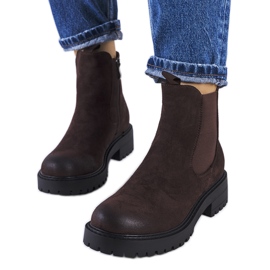 Bruna stövlar i ekomocka från Ecrin