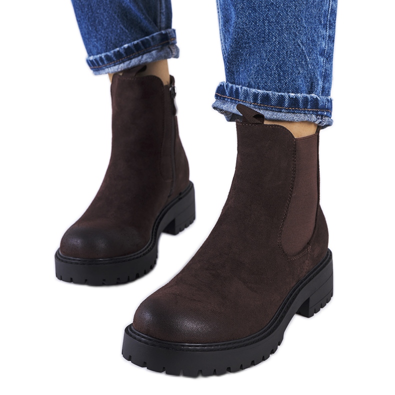 Bruna stövlar i ekomocka från Ecrin