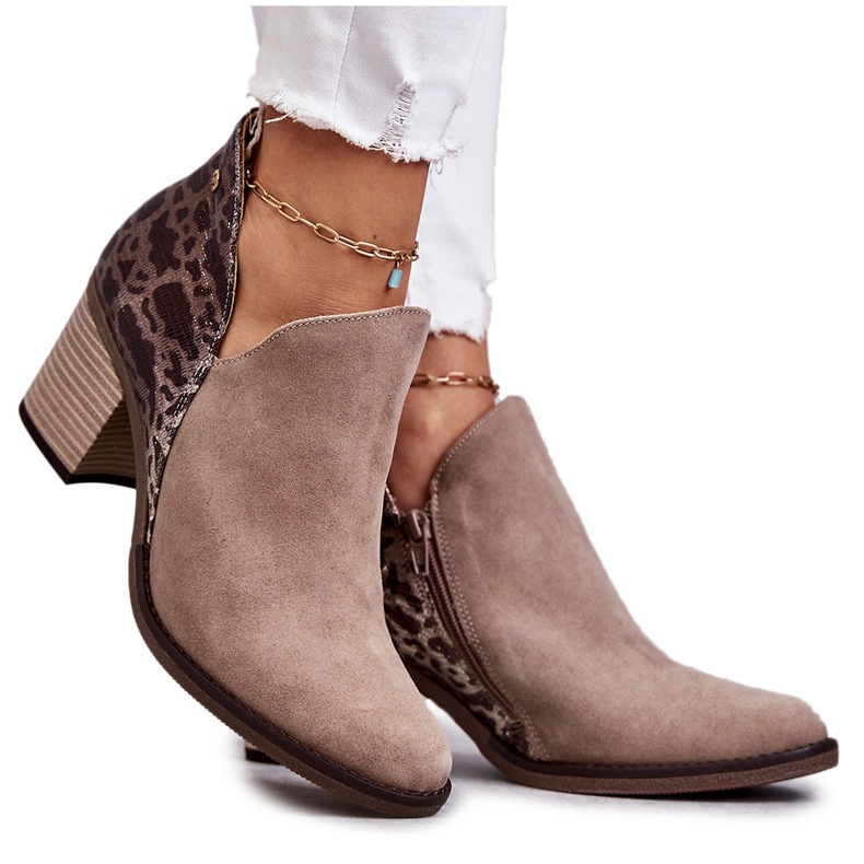 Skinnstövlar för kvinnor på hög klack Maciejka Beige 04492-43 brun