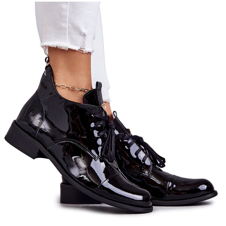 Lackade Stövlar Snörsstövlar Nicole 2781 Svart