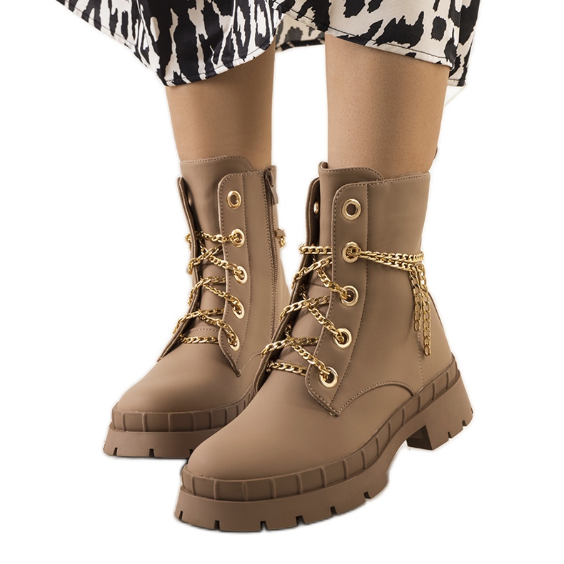 Bruna vandringskängor med Alcin-kedja