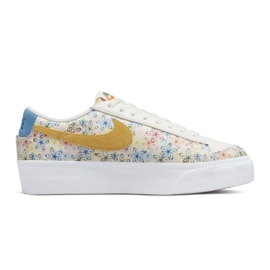 Nike Blazer Low Platform W DV3210-100 vit mångfärgad